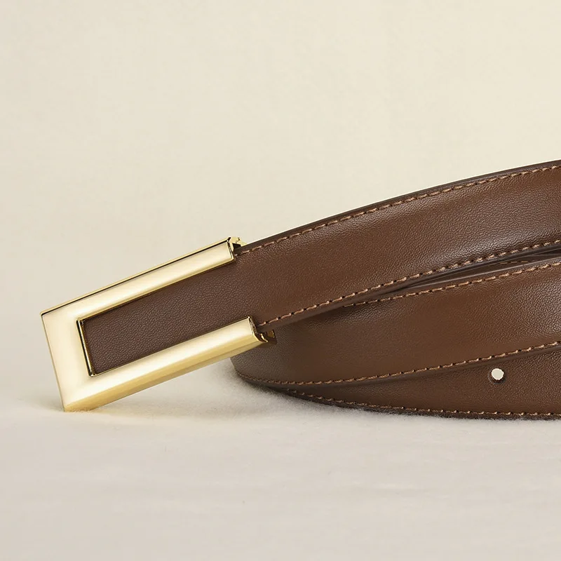 Ladies' leather belt with versatile and high-end feel, smooth buckle and thin waistband