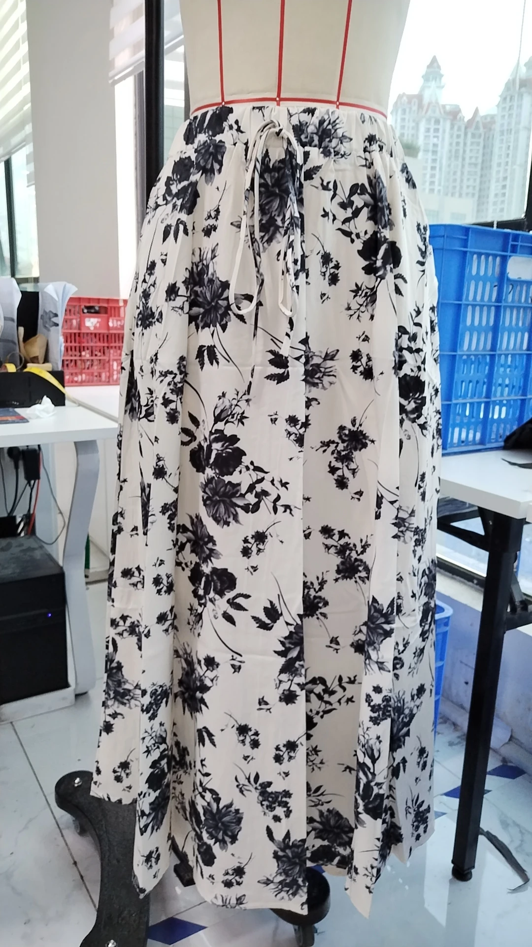 

Women Vintage Floral Print High Waist Drawtring A Line Long Skirts Summer Casual Flowy Long Skirt with Pockets