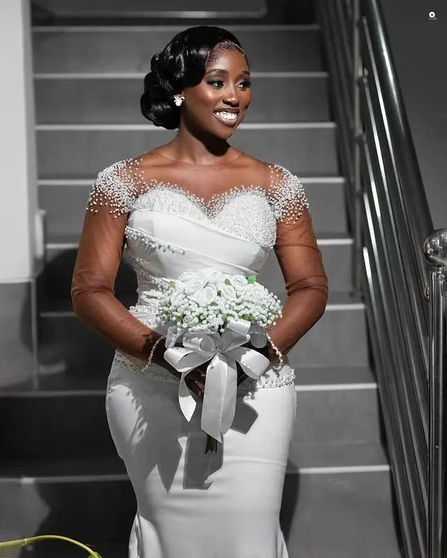 Customized Plus Size Mermaid Wedding Dress Bridal Gowns For Bride Detachable Train Sheer Neck Illusion Long Sleeves Beaded