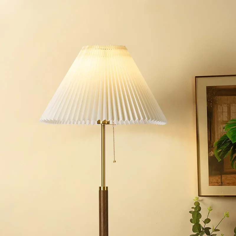 Bedroom bedside lamp ambient floor lamp American pleated floor lamp living room sofa walnut retro bed and breakfast