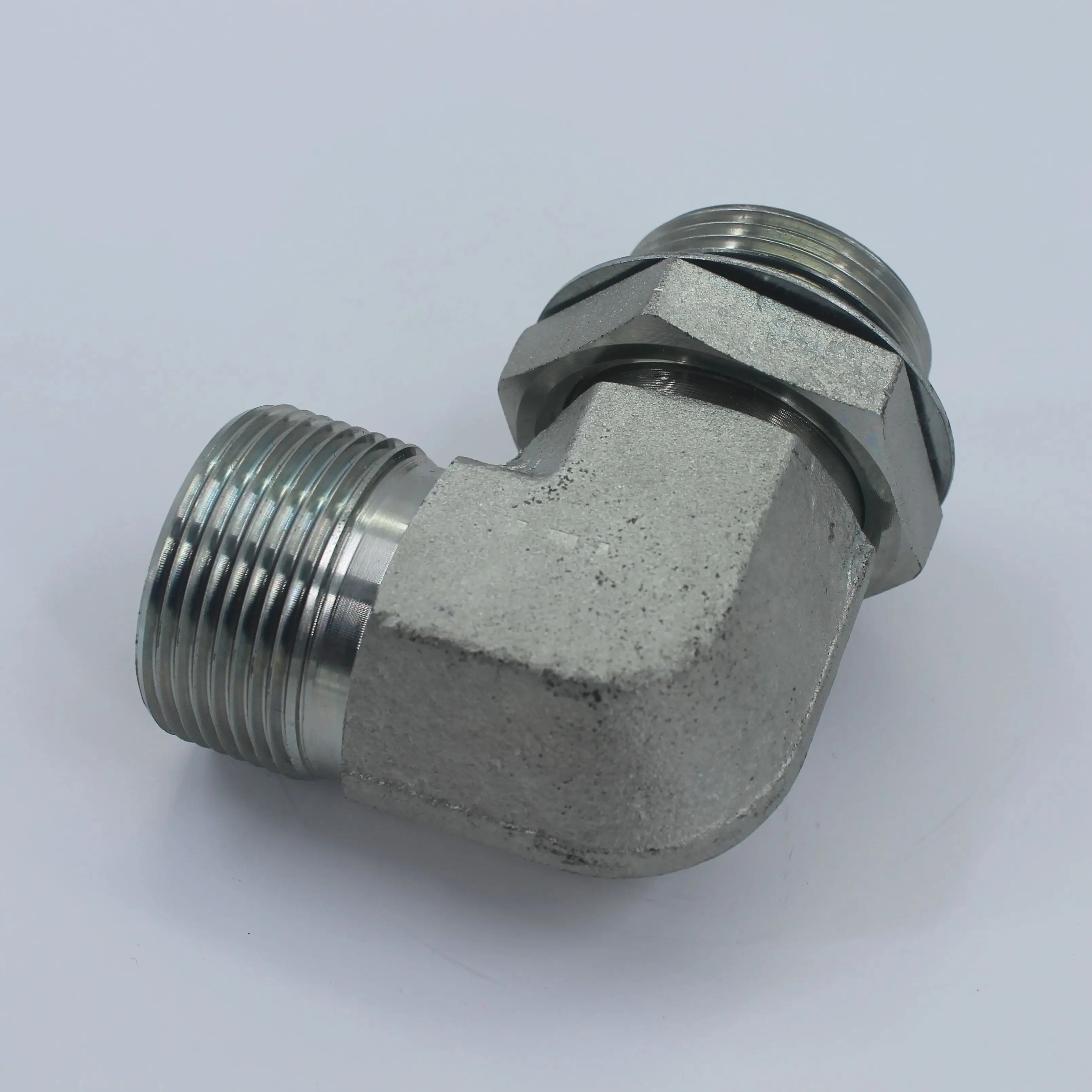 Immagine 5: X520-110005 GOMITO A 90 GRADI ORFS PER HYUNDAI