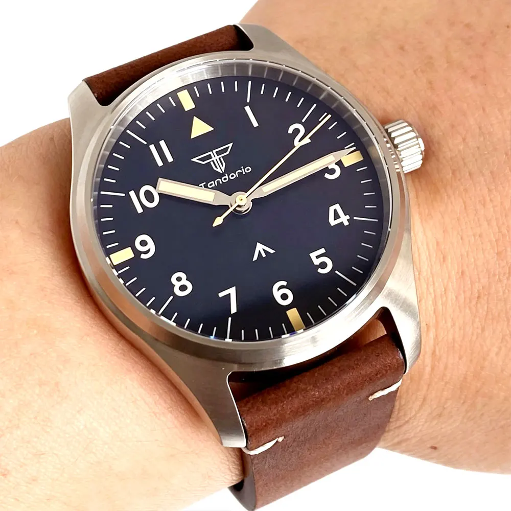 

39mm Pilot Retro Japan NH35A Watch Stainless Steel Sapphire Glass 200m Waterproof Luminous Marks Leather Band Reloj Hombre