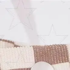 Nouveauté Porte-clés en peluche bonhomme de neige du Père Noël ; Ornement de Noël unique pour les sacs ; Cadeau d'amitié idéal et accessoire de sac à dos.