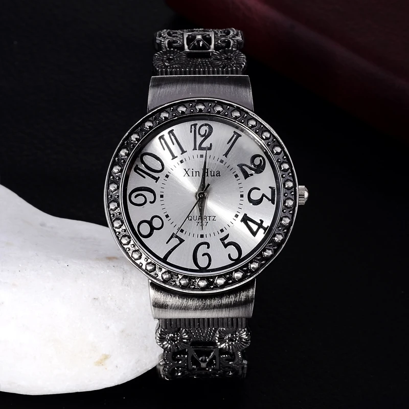 Fashion Casual Women\'s Watch Black Stainless Steel Band Exquisite Quartz Wristwatches Bracelet Retro Analog Ladies Relojes Clock