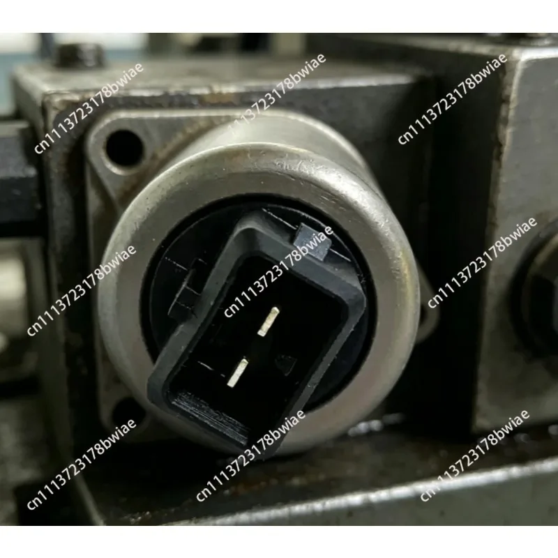 Proportional valve 3771417 94502 3769592 TM70402 3769596 TM82302 6763060
