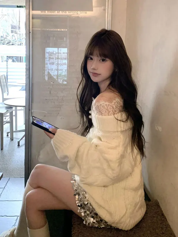 

Korean Lazy Sle Beautiful One-oulder Thiened Camere Sweater Spring Anti-Aging Unique Top Women's Loose Fit Long Sve