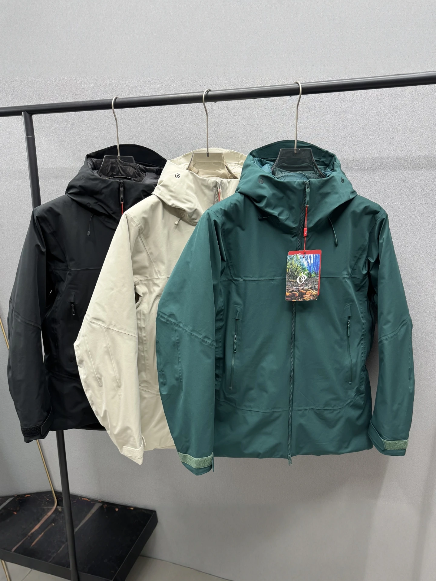 

Мужская и женская уличная куртка с капюшоном на пуху, ветрозащитная, теплая, всепогодная, с защитой от дождя, с длинным рукавом и молнией