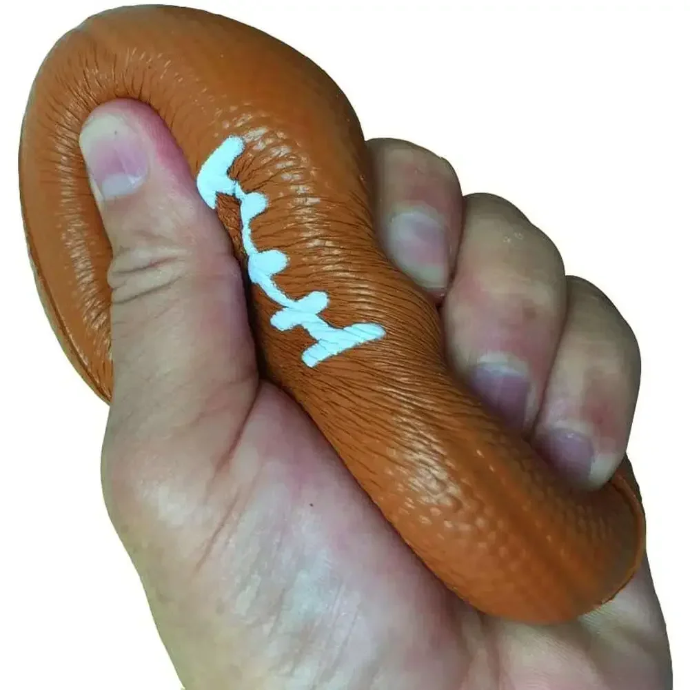 Mini morbido PU anti-stress piccolo rugby relax agitarsi giocattoli ufficio bambini marrone rilascio di pressione marrone rimbalzante spremere giocattolo antistress