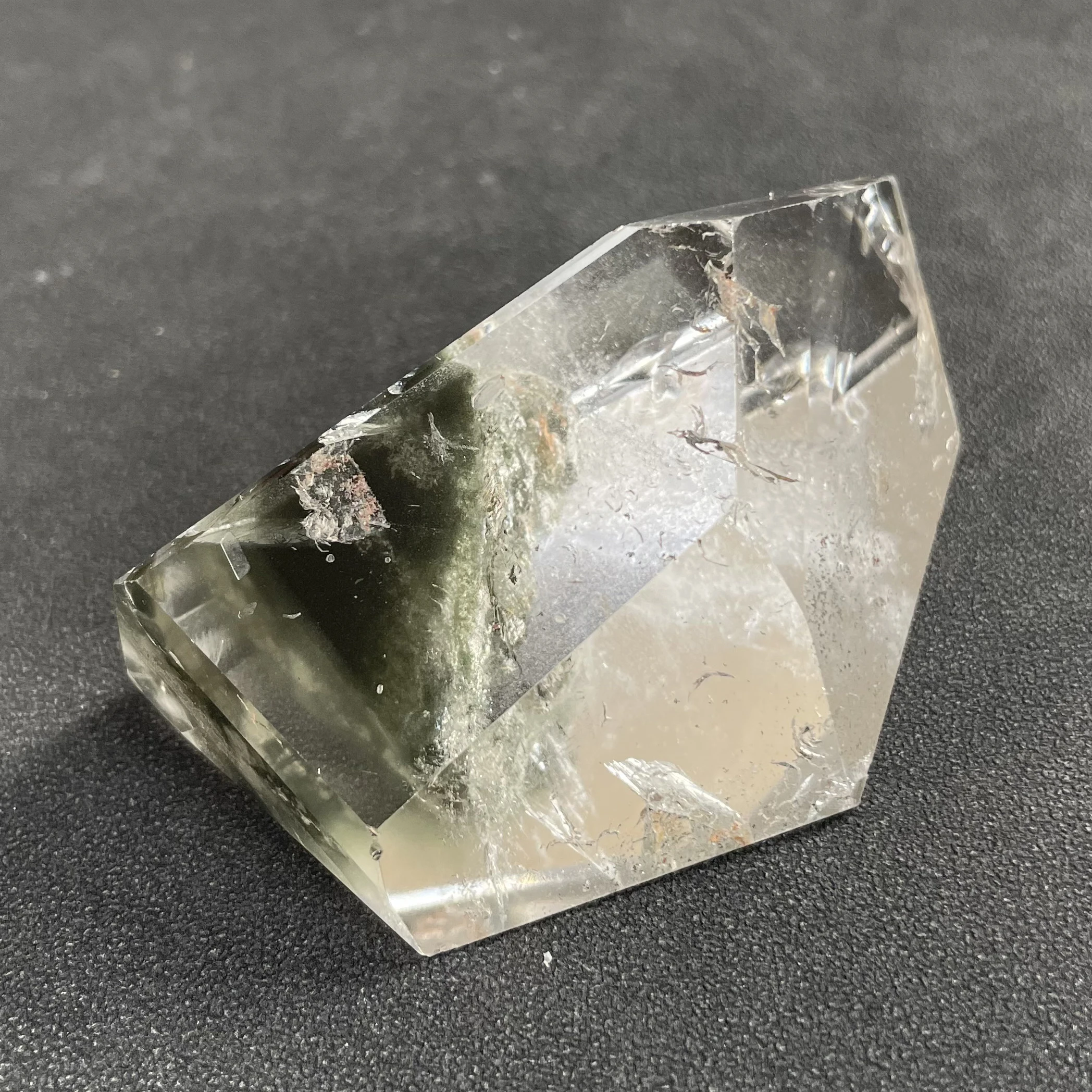 107g Natural Minerals Stone Green Phantom Crystal FreeForm Polished Garden Quartz Polyhedron Reiki Healing Gift Home Decor Y1767