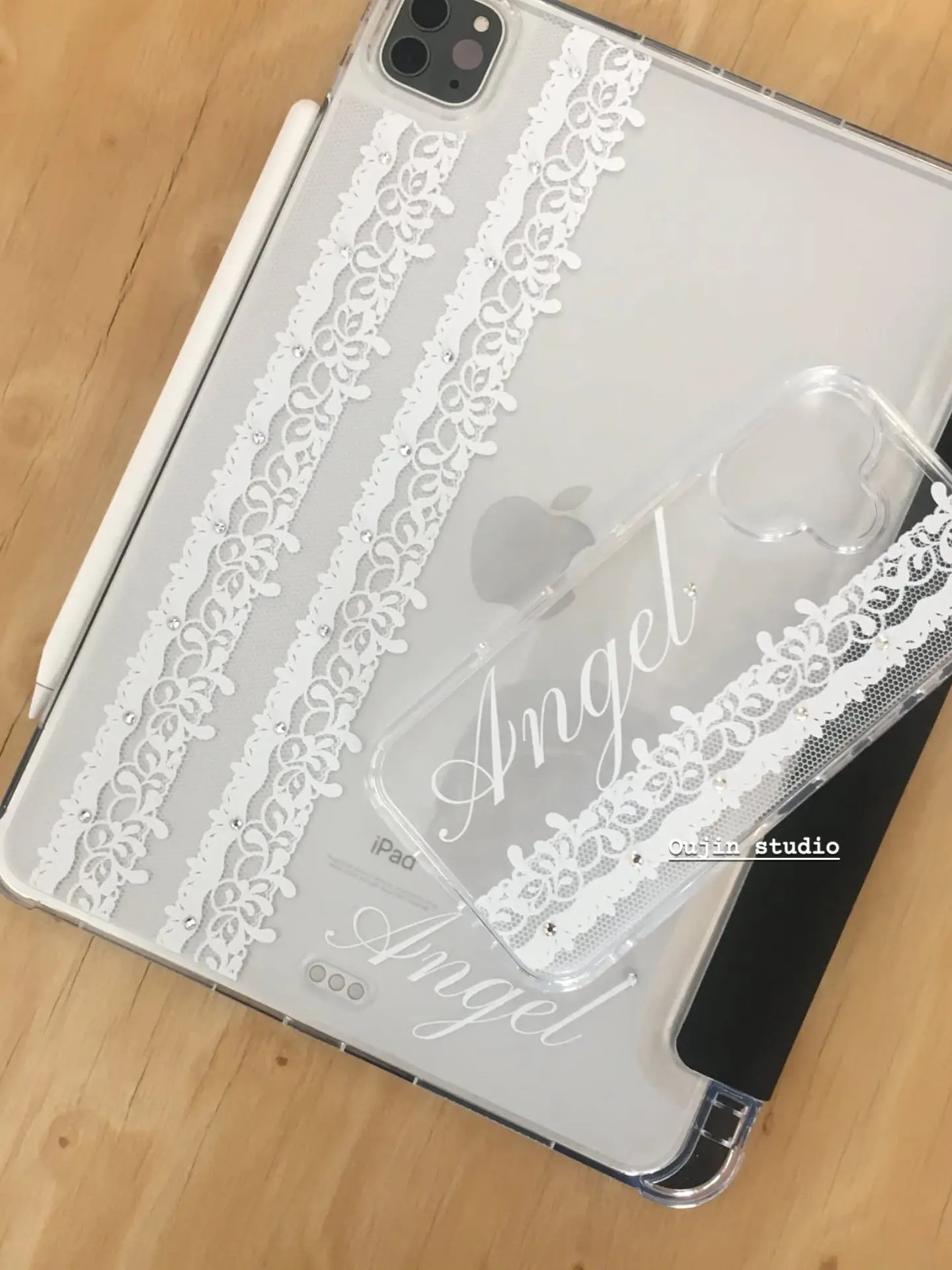 Korean Ins French Gentle White Lace 3YFold iPad Case For iPad Pro 11 13in 2025 iPad Pro 12.9in Air7 10th 11th M4/5 MINI Cover