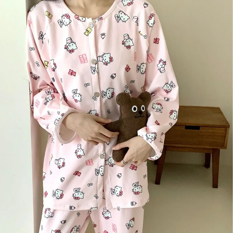 Sanrio Hello Kitty autumn and winter new German velvet thermal pajamas thickened loose casual cartoon animation loungewear