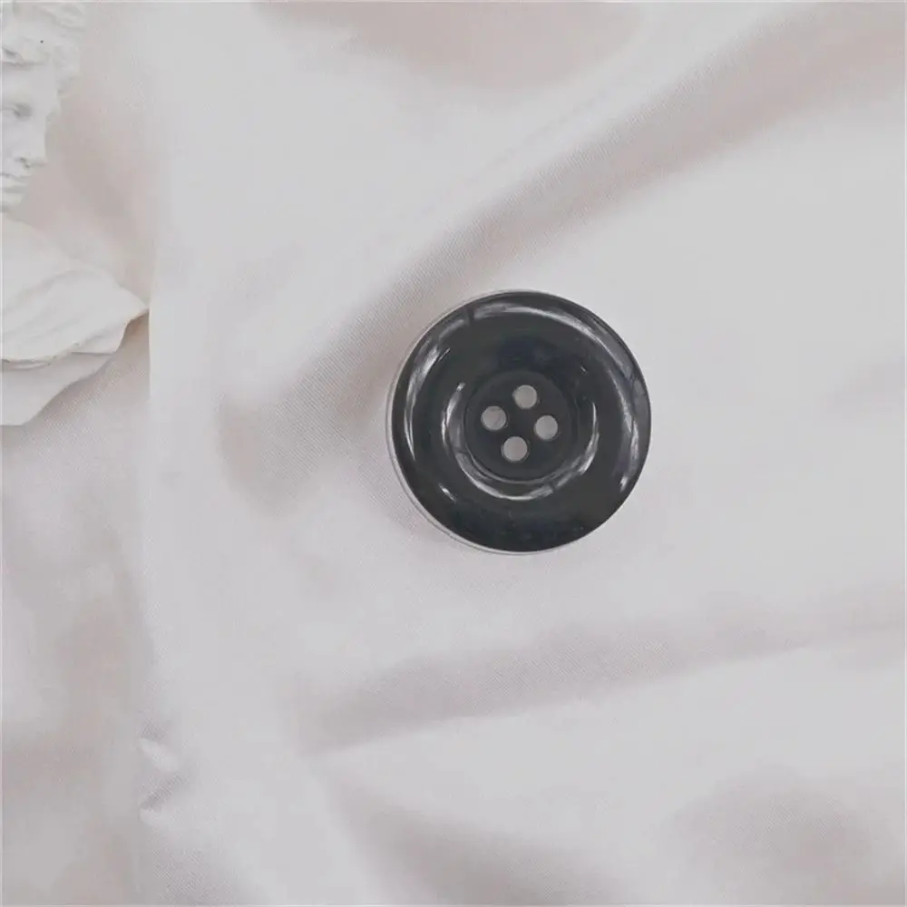 

Fashion 3D Simulated Button Phone Stand Phone Grip Cute Adhesive Retractable Phone Stand Adhesive Candy Buttons Phone Grip