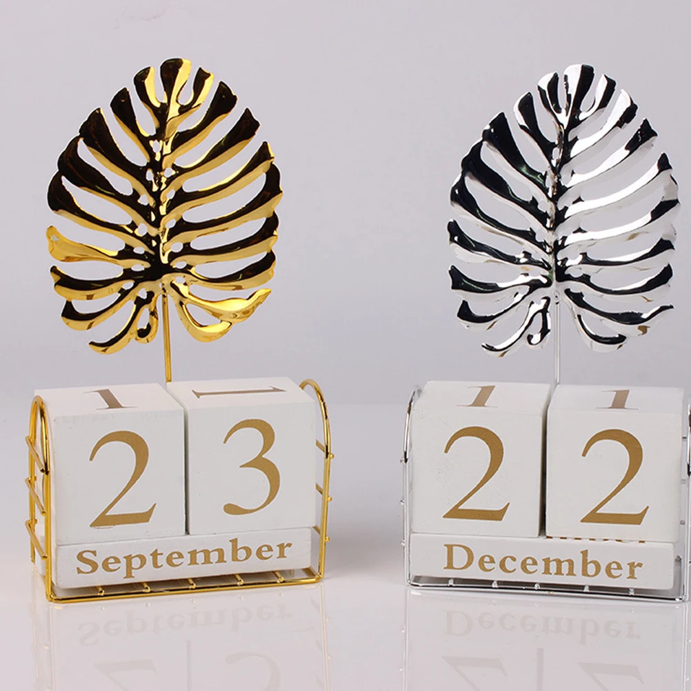 

Solid Wood Digital Perpetual Calendar Desk Display Vintage Office Decor Decoration Date Home Blocks Sculpture Desktop