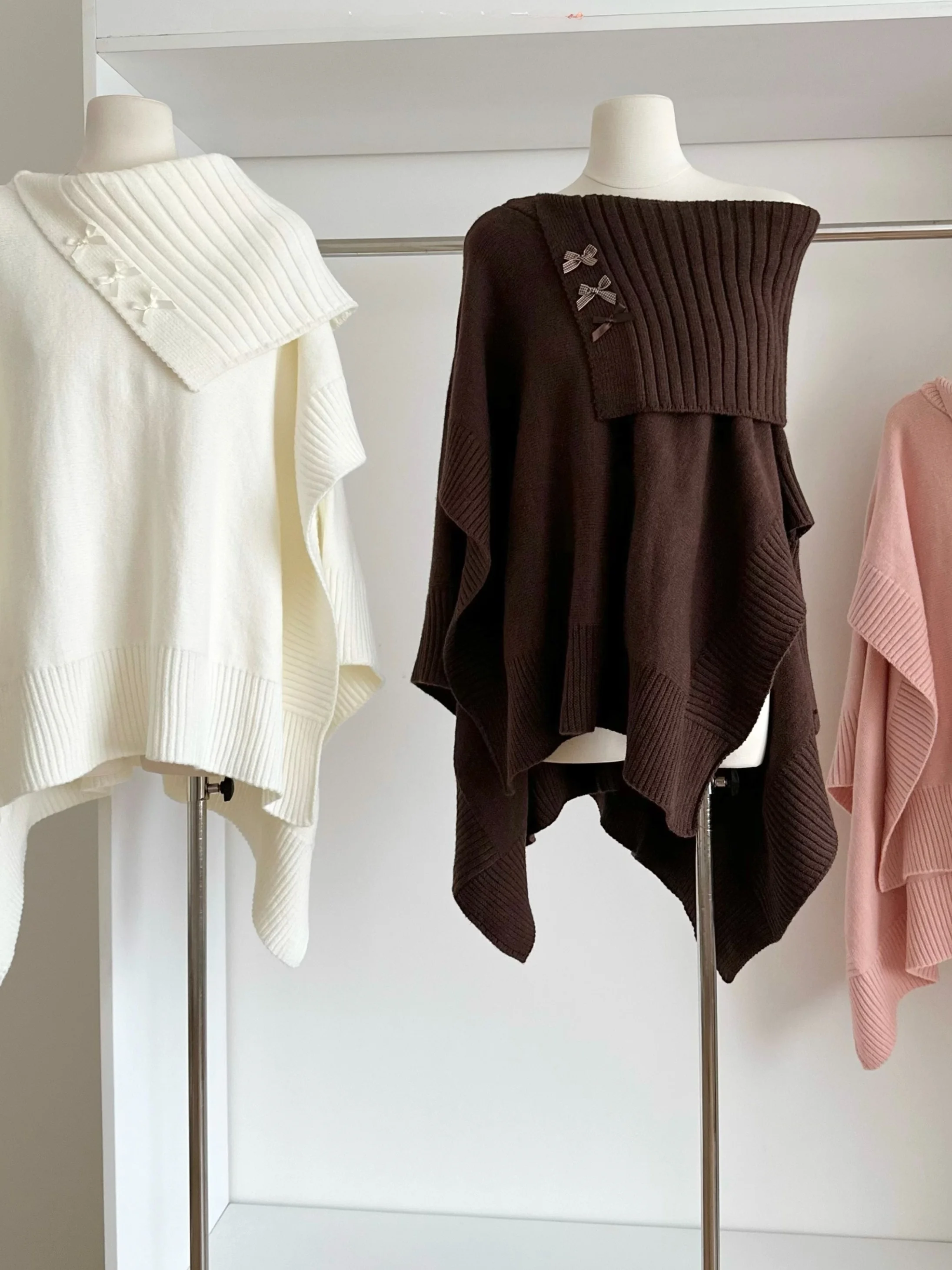 

Design Sensation Lazy Sle Women's Knitted Sweater Asymmetrical Neline Loose Fit Overhead Polyester Fiber Girls' Wear