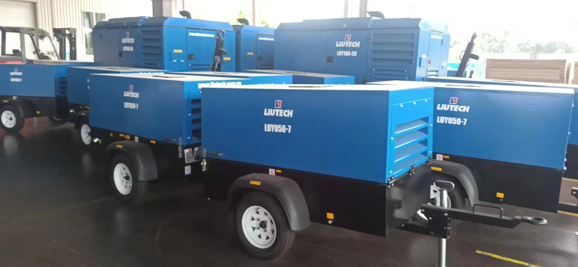 185 Cfm 5 Bar 7 M3 Compressor Screw Mobile Air Compressor h LUY 050-7