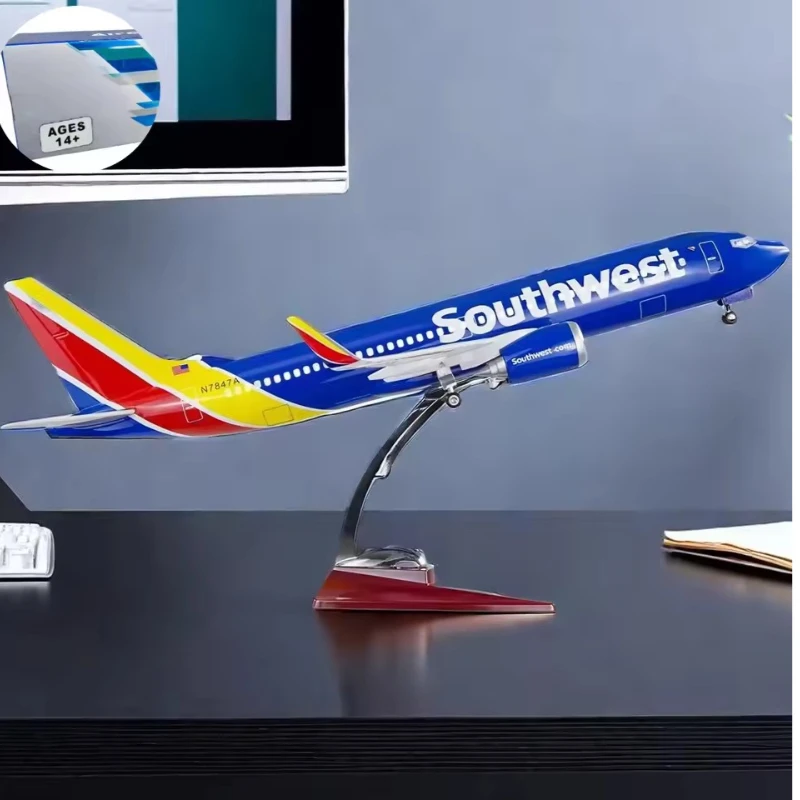 

New 1:85 Scale Diecast Model American Southwest Airlines Boeing 737 Resin Airplane Airbus With Light Wheels Toy Collection