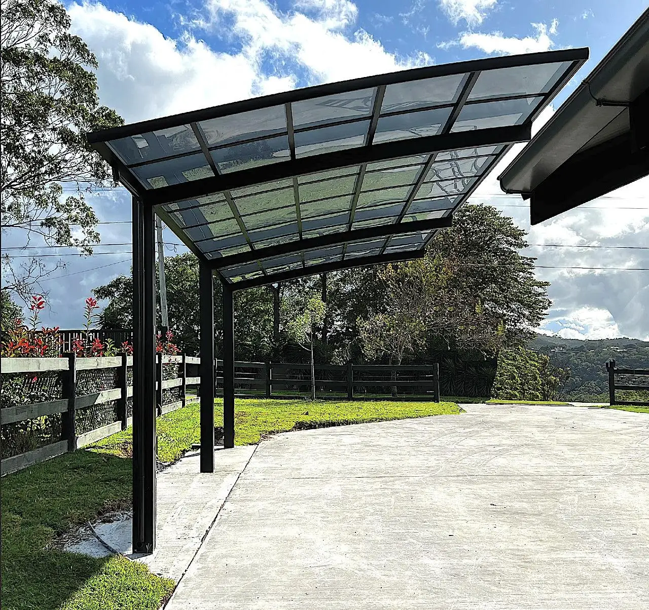 Various Sizes Outdoor Standalone Installation Car Shelter High Quality Rainproof Car Parking Strong Wind Resistant Carport