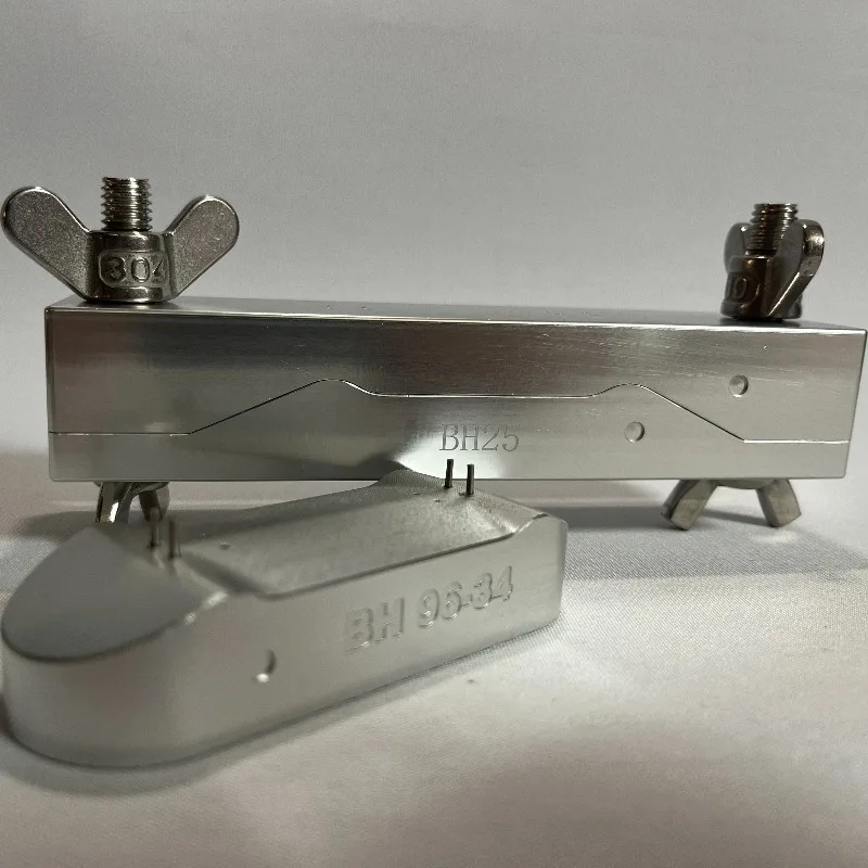 BH25 All‑Metal Fingerboard Mold Mid‑Concave Shape DIY Making Tool For Teenagers Finger Skateboard Craft Production