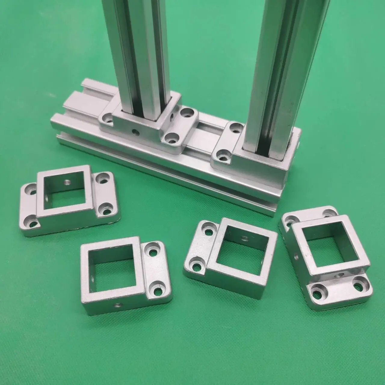

1pcs 3030/4040 industrial aluminum profile fixed base connection block support foot flange foot base square foot