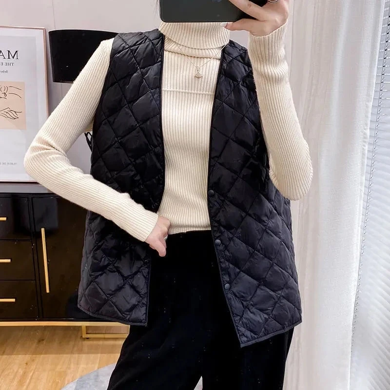 2025 Autumn Winter new V-Neck Down Cotton Vest Women's Loose Light And Thin Coat Women Sleeveless Warm Waistcoat Parkas Jacket