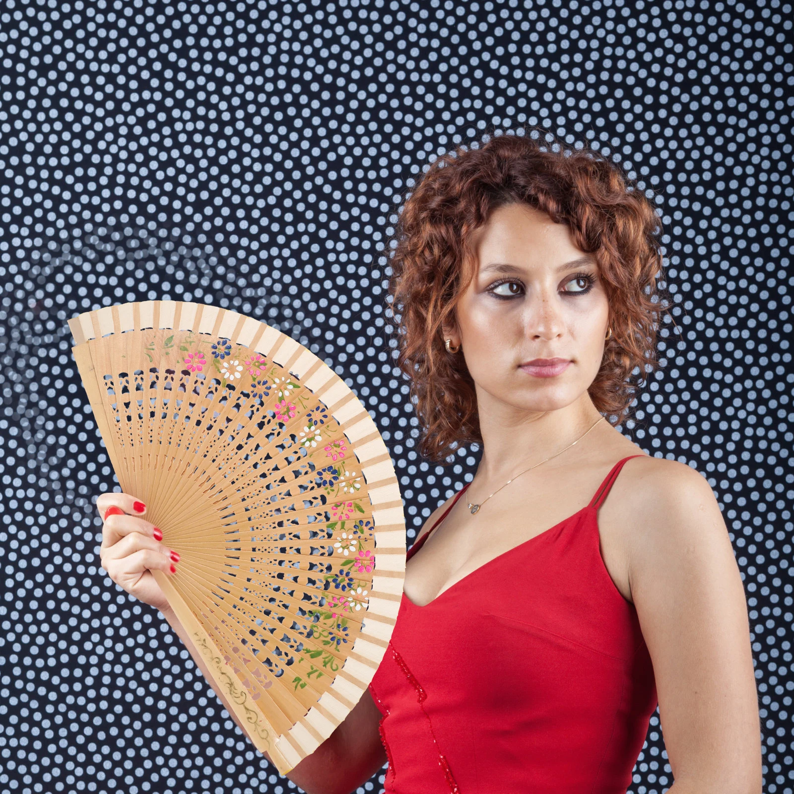 

Vintage Folding Exquisite Floral Design Wooden Hand Decorative For Wedding Party Cosplay Home Decoration Foldable