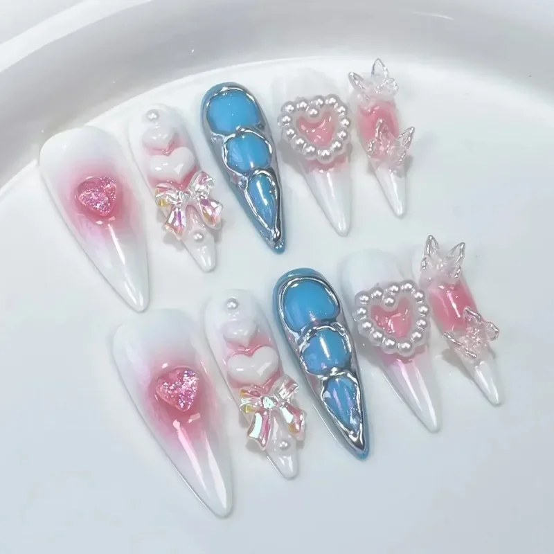 10 adet Aurora Degrade Pembe Stiletto Badem Çivi Üzerinde Basın Mavi Uzun takma tırnak 3D Kalp Kelebek Tatlı Serin Nail İpuçları Sanat