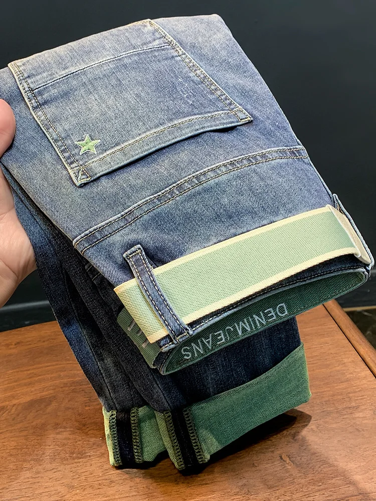 Wysokiej klasy jeansy męskie wiosna/lato 2025 cienkie haftowane nadruki koreańska wersja mikroelastyczne spodnie z małymi nogawkami