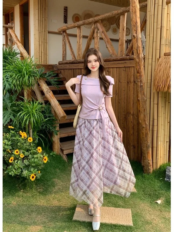 

plus Size Fashionable Plaid Skirt And Short Sleeve Shirt Two Piece Set for Women Sweet Style Summer Clothing