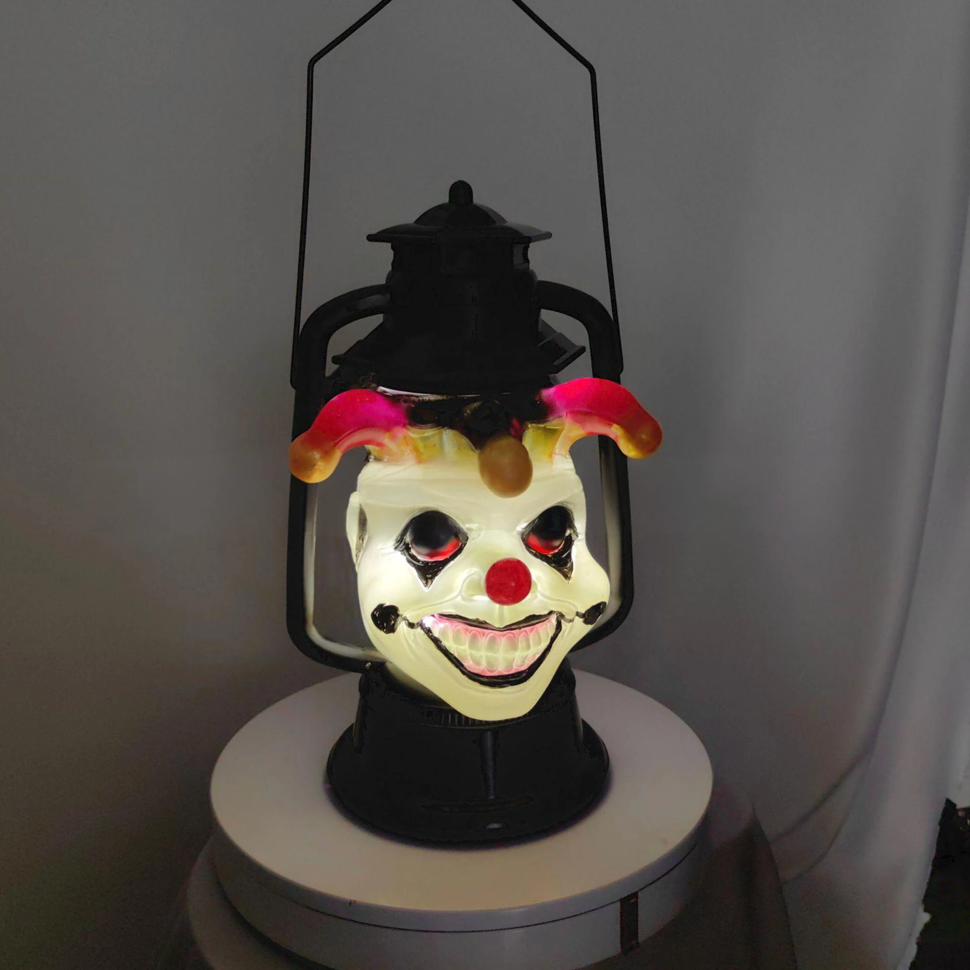 Halloween Voice-controlled Portable Clown Lamp Skull Model Lantern Bar Party Home Decoration Atmosphere Props - view 2