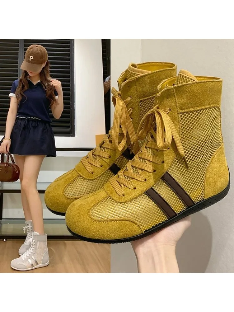 Chaussures de sport et de loisirs montantes respirantes en maille augmentant la hauteur intérieure pour femmes, bottes polyvalentes à lacets à Tube court Cool