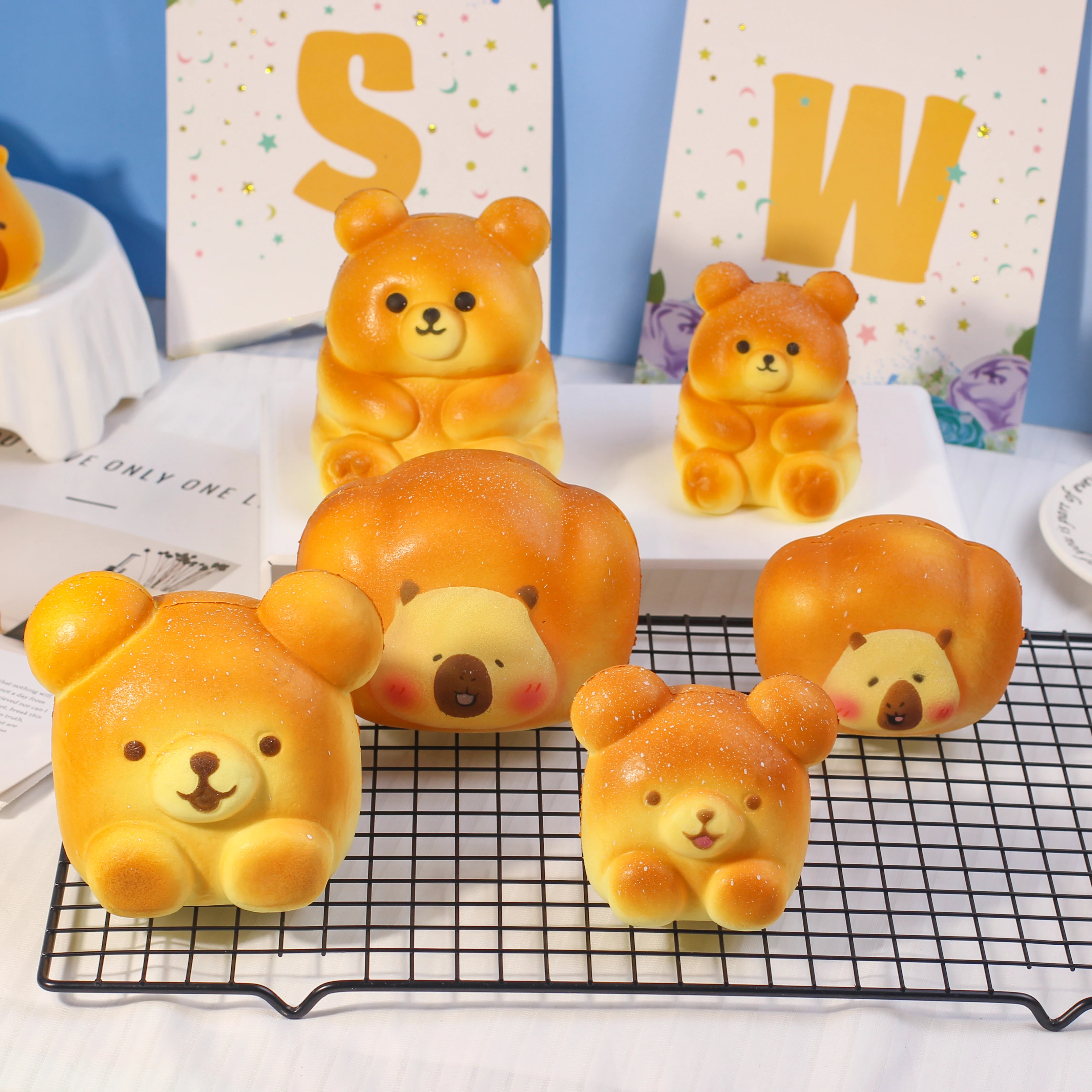 1 Thinking Bear Slow Rebound Pinch Decorative Ornaments