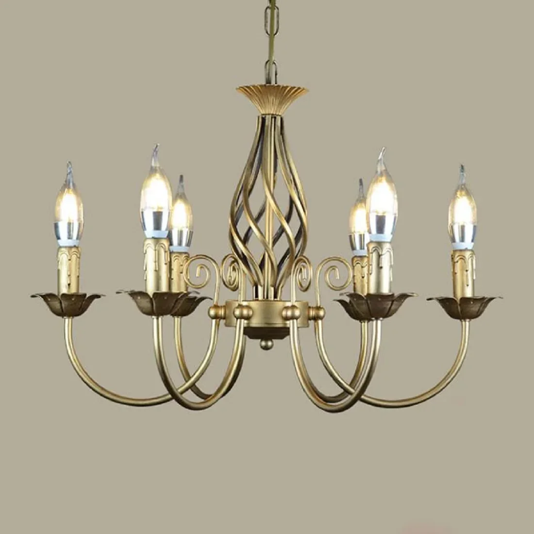 

American retro minimalist creative coffee shop chandelier living room dining room bedroom study candle LED lighting iron E14