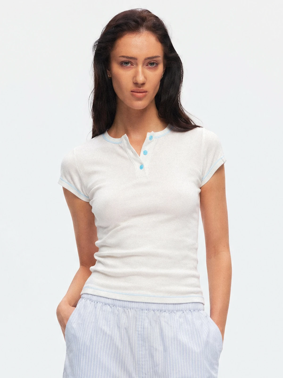 TDDP Modern Contrast Color Henry Collar Short Sleeve T-Shirt Women's Slim Fit Summer Top Casual Style Cotton Blend Elastic Fiber