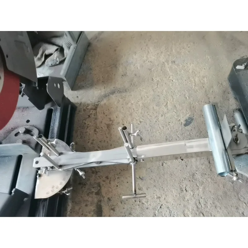 New toothless saw, stair handrail, saddle incision, artifact, round tube square tube oblique angle