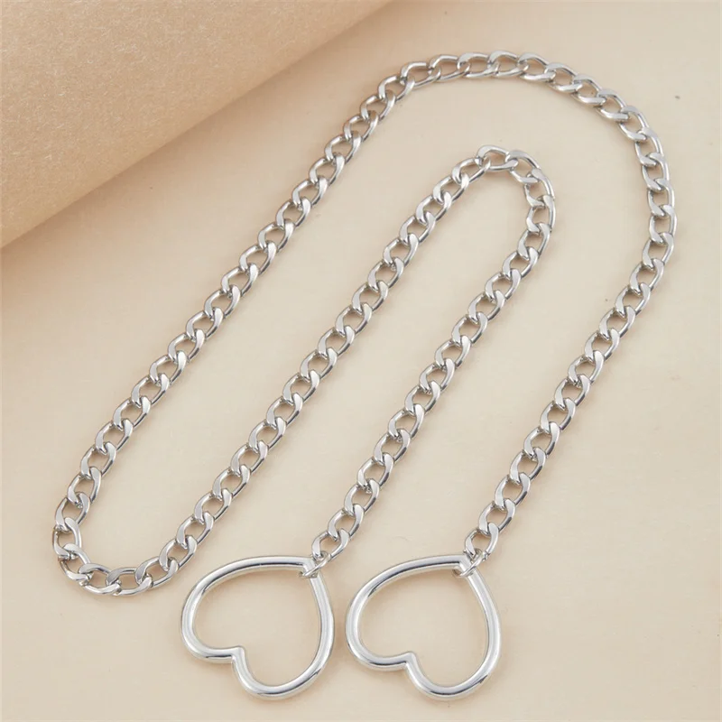 Punk Hollow Heart-shaped Long Pendant Necklace with Adjustable Chain Fashionable Jewelry Accessories Women Valentine's Day Gift