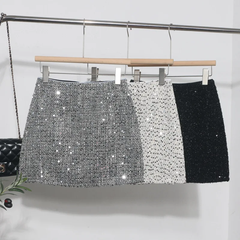 Silver glitter coarse tweed women's half skirt 2026 new spring/autumn small fragrance style high waist slimming short skirt