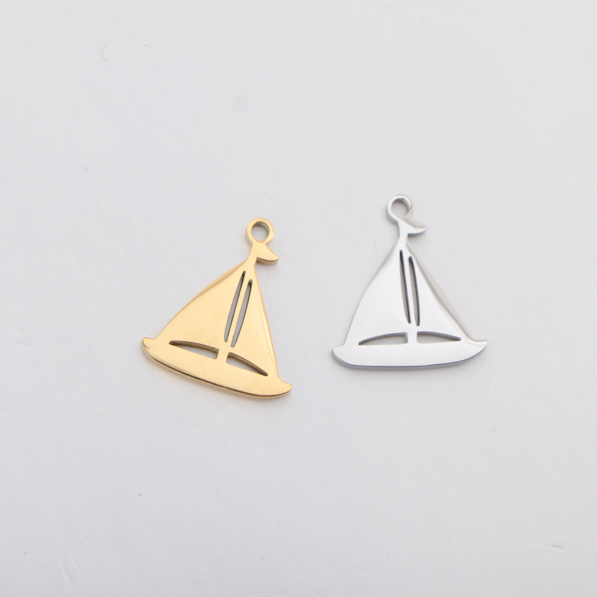 

20pcs/lot Mirror Polished Stainless Steel Sailboat Charms Ocean Series Pendant for DIY Jewelry Making Accessories