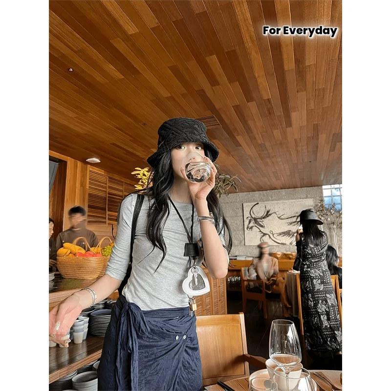 Korean-Style Solid Color Streetwear Slightly Spicy Off-- One-Shoulder Neckline-, Everyday Casual Home-Shirt,