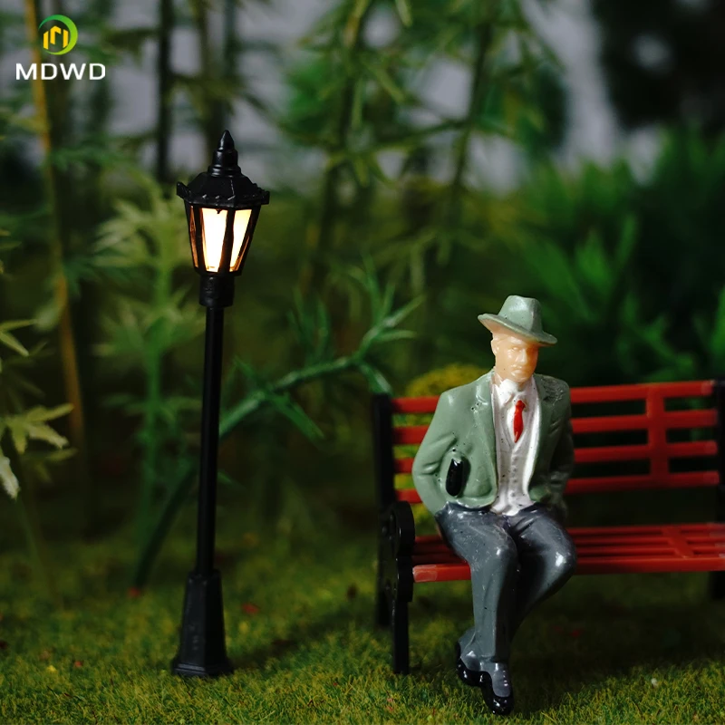 5PCS 6.7CM Model Railway LED Lamp Garden Street Light HO  Scale 1:87 For Diorama Layout Building