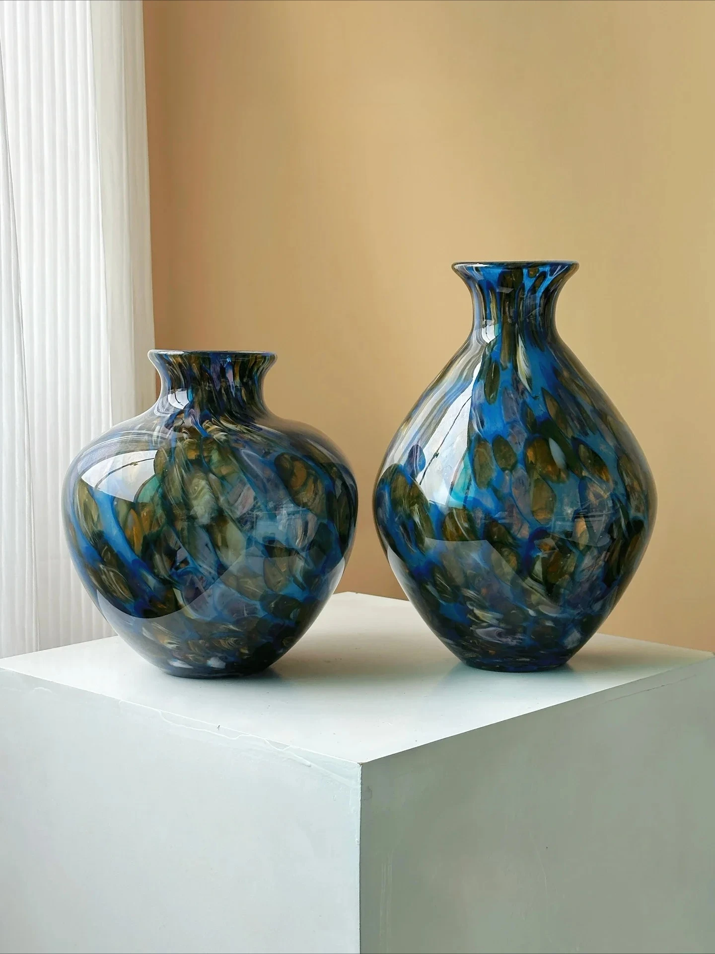 modern blue living room entrance coffee table dining table light luxury glazed vase ornament flower ware fairy garden