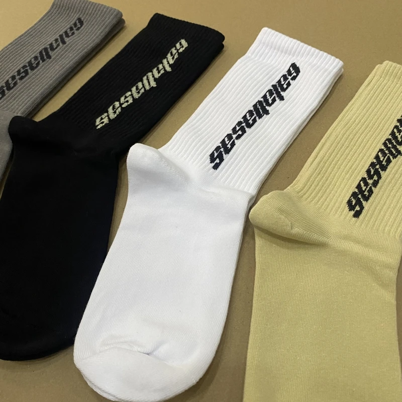 Real Photos Stock Season 6 Fashion Letter Mid-tube Socks Men Women High Street Hip Hop Cotton Kanye West Sports Socks