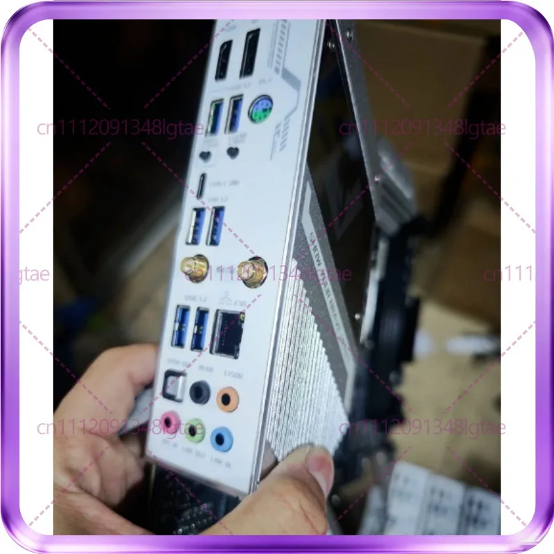 Used For MAXSUN iCraft Z590 WIFI main board DDR4 * 4 slots, 4 M.2 slots