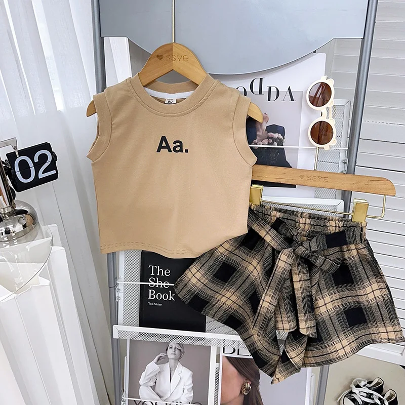 

Girls' Summer Outfit New Letter DesignTT-shirt+Plaid Sleeveless Casual Two-Piece Set for Children