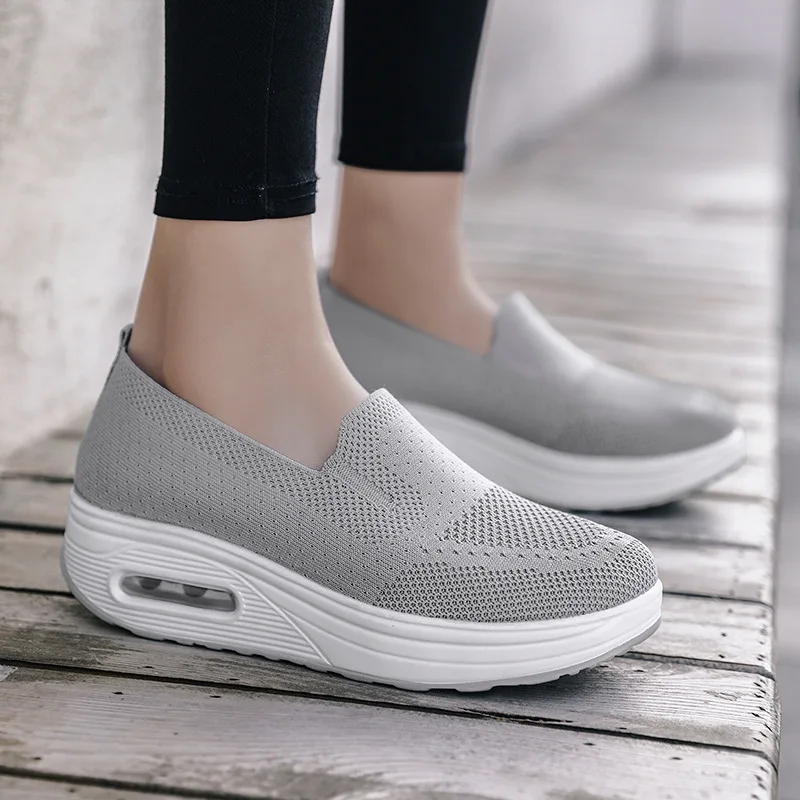 Women Fashion Vulcanized Sneakers Platform Solid Color Flat Ladies Shoes Casual Breathable Wedges Ladies Walking Sneakers