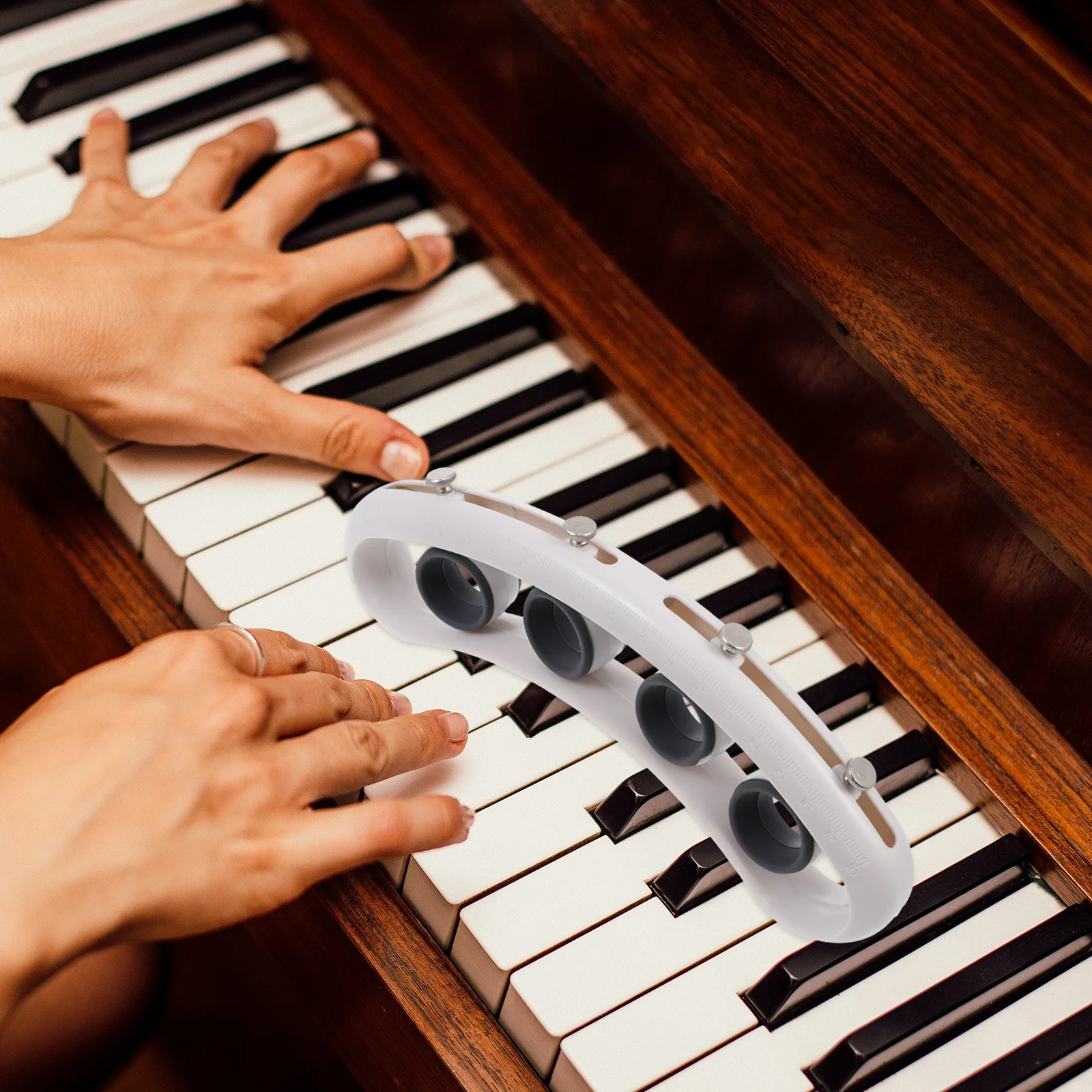 

Finger Expansion Trainer Guitar Accessories Stranthener Exerciser Musical Instrument