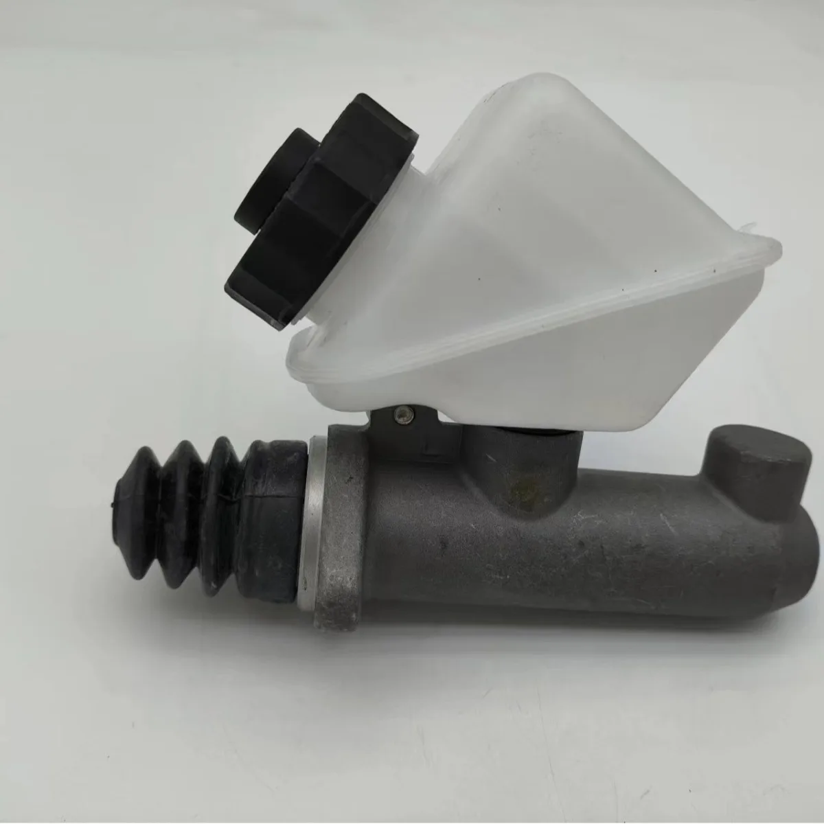 

Главный цилиндр автомобильных запчастей 41600-7V000