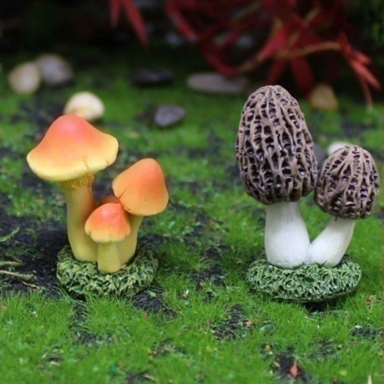 Mini Realistic Resin Mushroom Models Garden Decor Delicate Compact Mushroom Figurines for Home Fish Tank Garden Decor Supplies