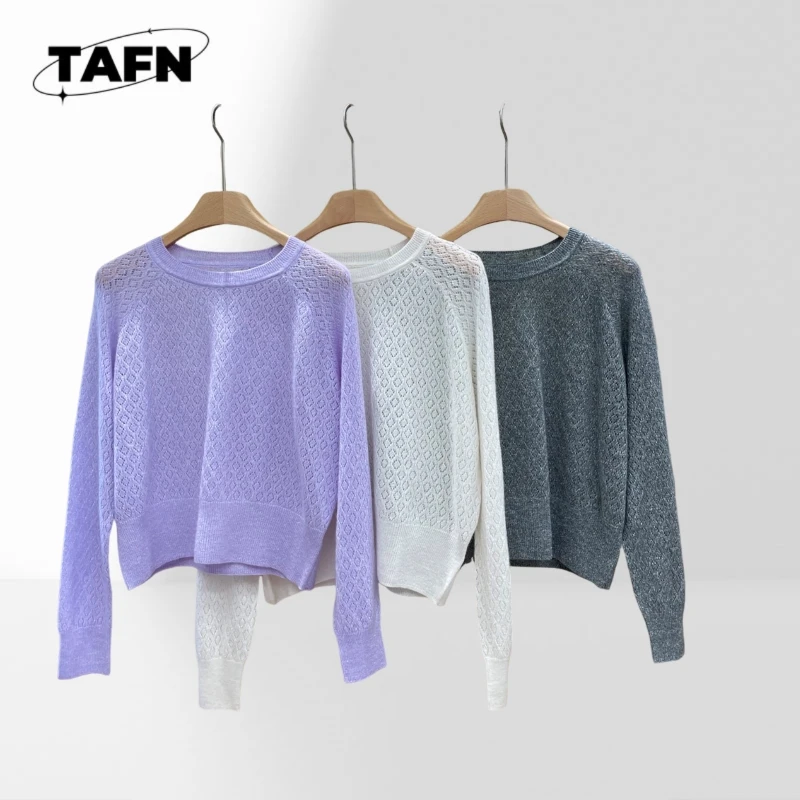 

Мягкий и элегантный вязаный свитер с v-образным вырезом для женщин, уютный и стильный для всех сезонов, удобный для повседневных прогулок AJ2805