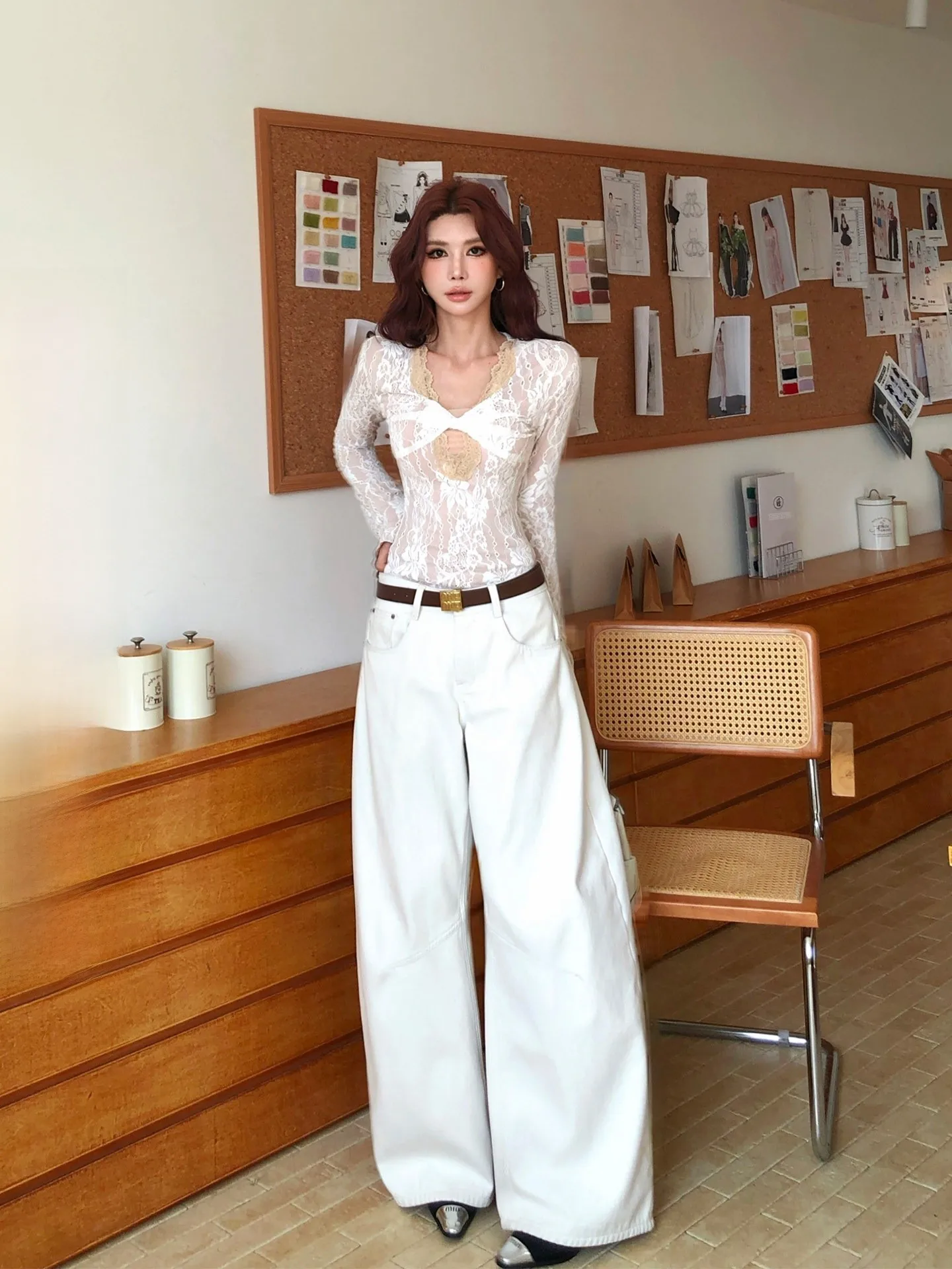 

Американские ретро-брюки белого цвета с изогнутым кроем, осенне-зимние, прямые, зауженные, широкие, джинсы с высокой талией, хлопковые, B...