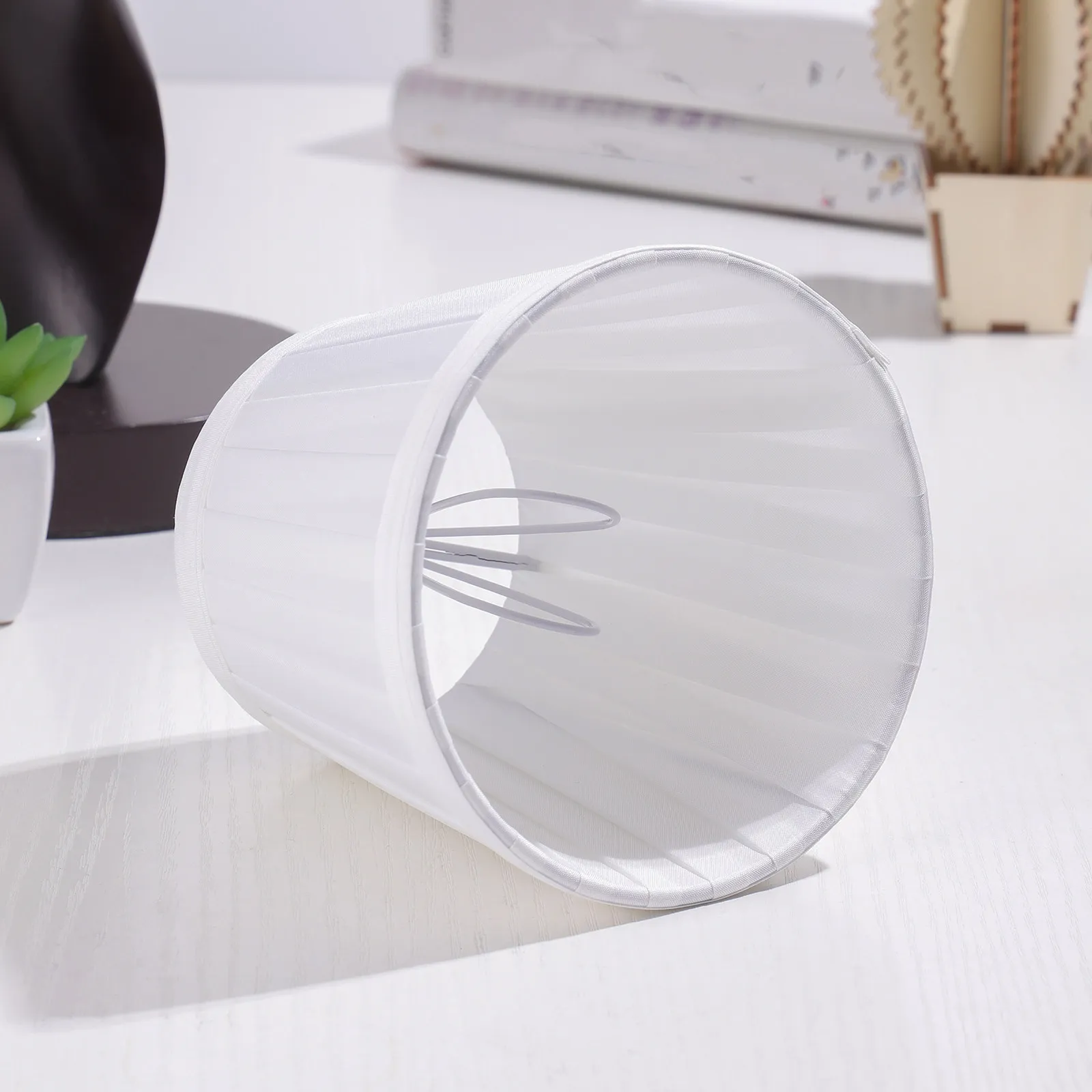 European Style Foldable Cloth Lampshade for Chandelier Table Lamp Home Decor White Light Diffuser Lamp Cover Decorative Interior